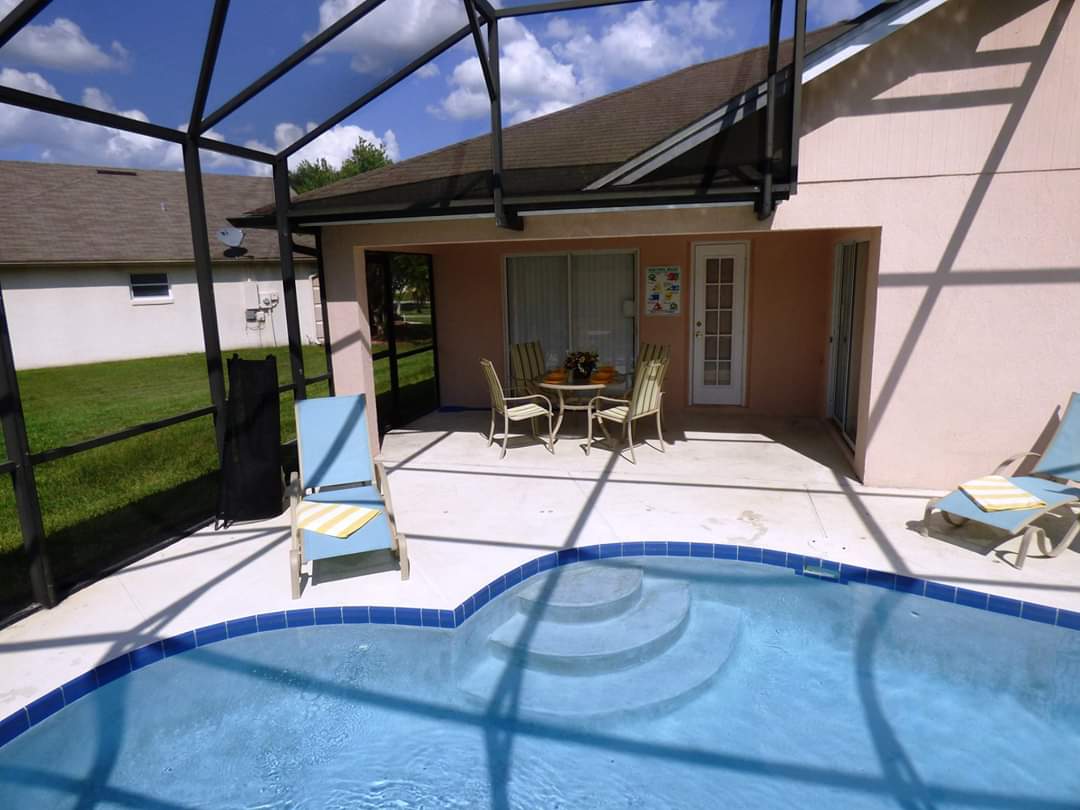 Private pool